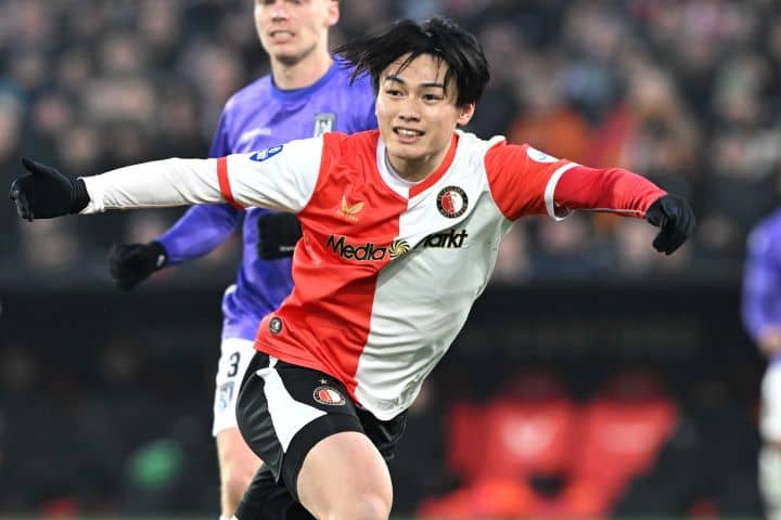 上田綺世が開花させた“9番の矜持”　現場で感じた変貌とファン・ペルシの影響