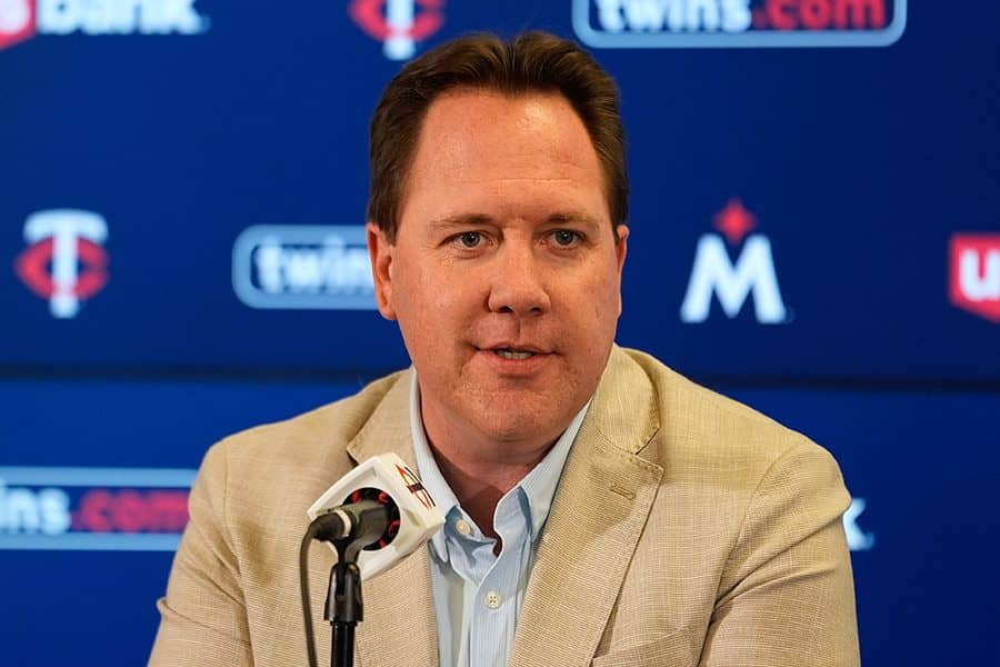 ツインズ編成本部長が電撃退任 球団発表