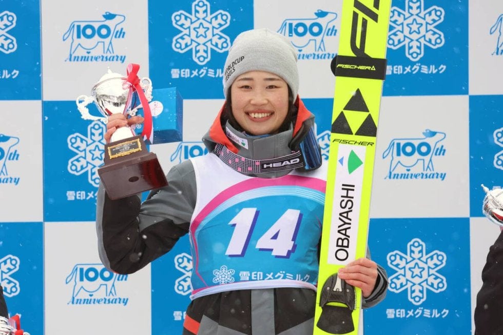 【スキージャンプ】岩佐明香が逆転で大会連覇　前日のＴＶｈ杯に続き国内大会連勝
