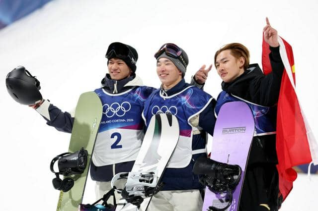 ビッグエアで金銀、丸山希が初出場で銅