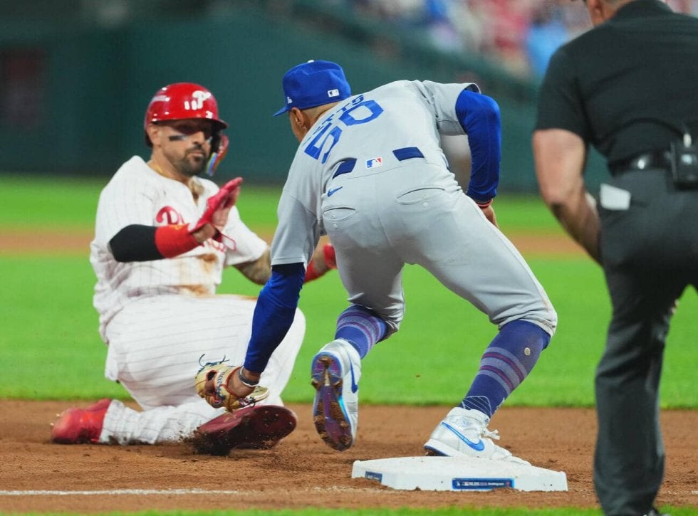 カステラノスがパドレスと１年契約　フィリーズとの摩擦報じられ自由契約に