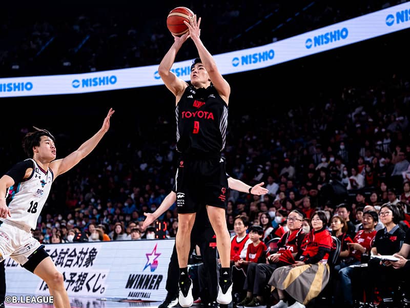 安藤周人が7本の3点弾を炸裂…ホームのA東京がリードを守り切って佐賀を