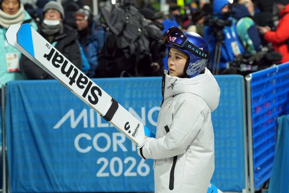 全種目終えた高梨沙羅 下山し会見へ