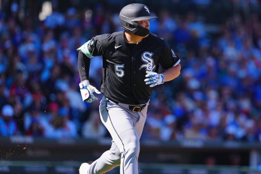 村上宗隆 豪快二塁打含む2安打2打点