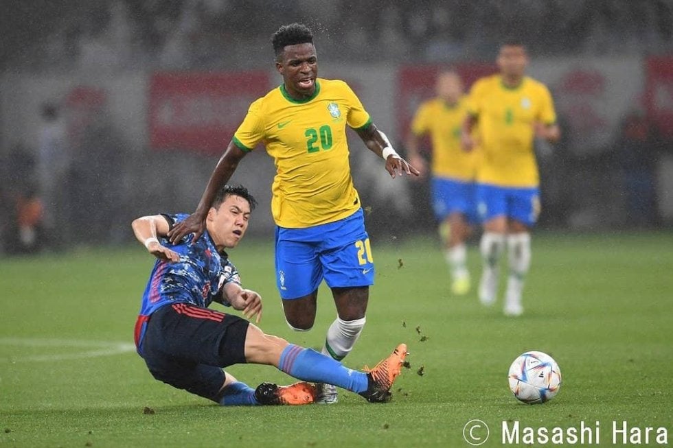 白は不吉｣ブラジル代表が黄色いユニフォームに着替えた“悲劇の事件
