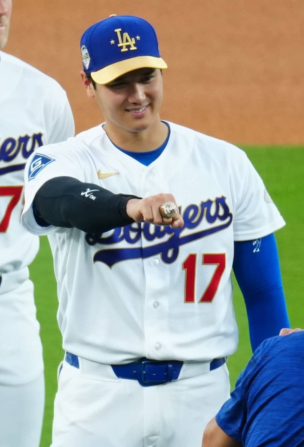 大谷翔平、ベッツ、フリーマン「MVPトリオ」3ショット公開