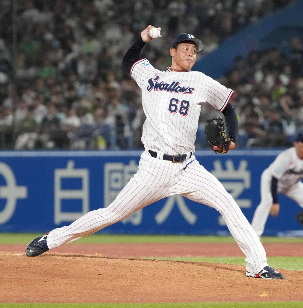 ブルペンで調整する増居