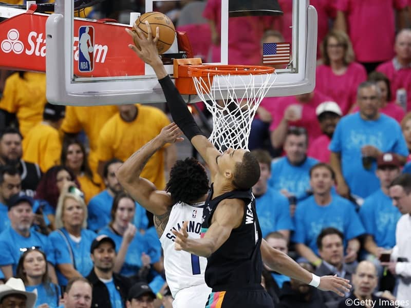 スパーズのビクター・ウェンバンヤマがNBA新記録の12ブロック…トリプル