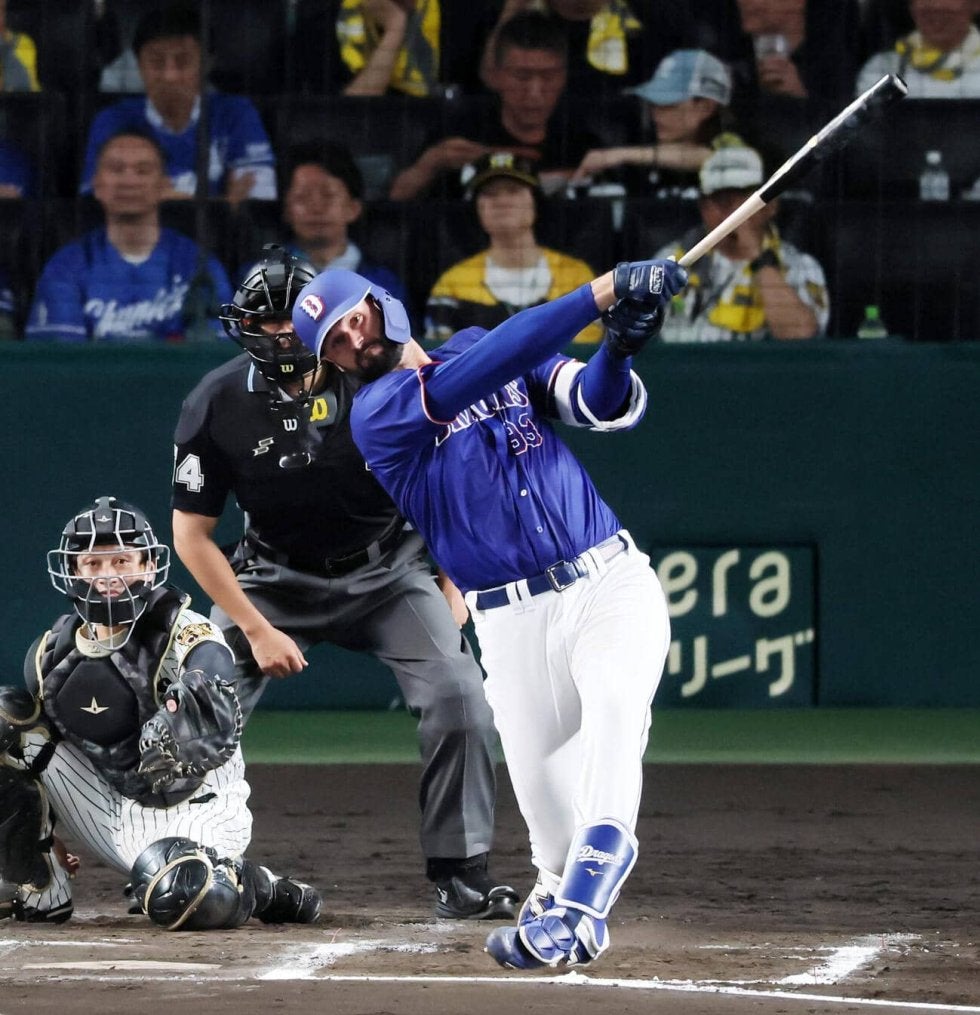 日本代表のレジェンド」釜本邦茂が背番号15を愛した理由(1)ブラインド