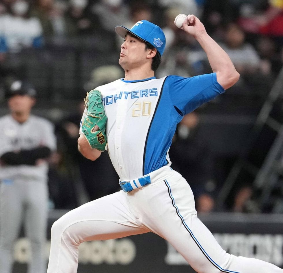荘司宏太　30 プロ初勝利記念ユニフォーム　Sサイズ　東京ヤクルトスワローズ 荘司宏太選手 新人王記念グッズの受注販売について | ニュース | 東京