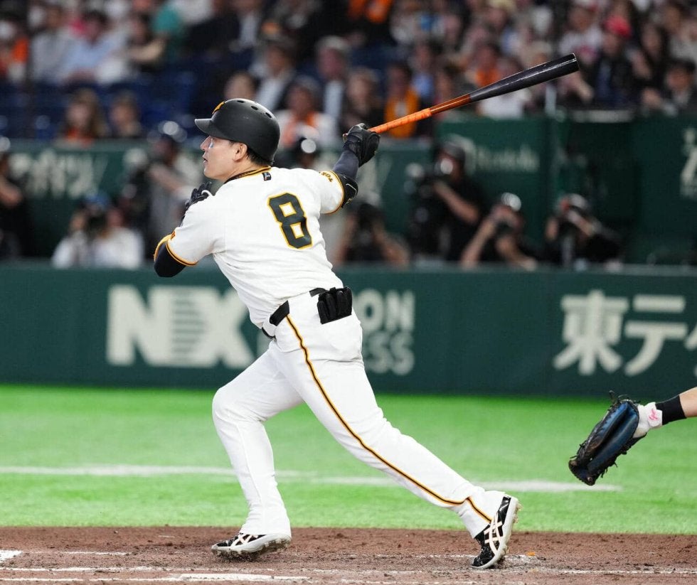 中村 悠平 - 東京ヤクルトスワローズ（捕手） - プロ野球 セ・パ12球団