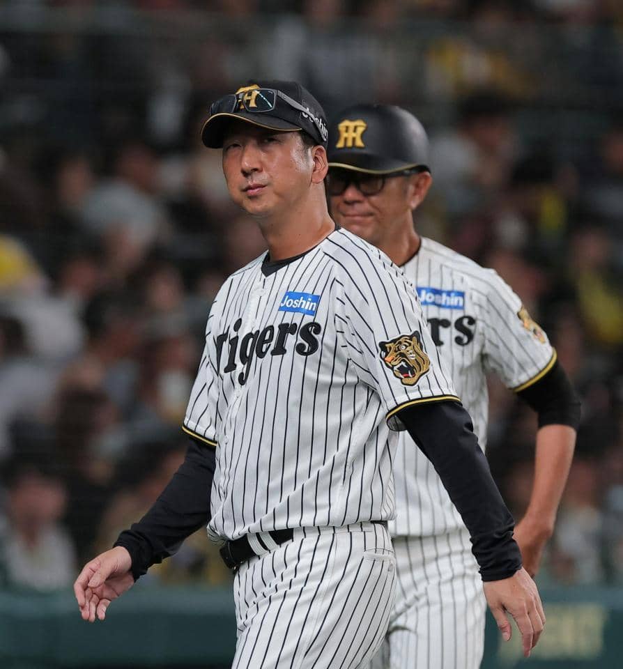 中村 悠平 - 東京ヤクルトスワローズ（捕手） - プロ野球 セ・パ12球団