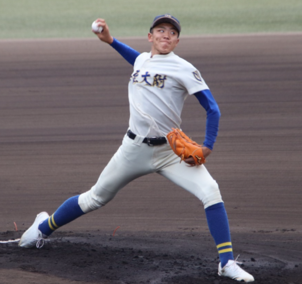 27日奈良決勝！智弁学園に勝利した奈良大付の最速150キロ大型右腕が