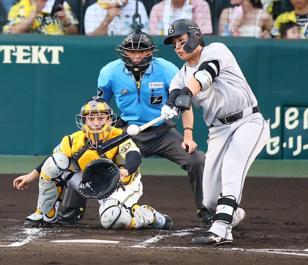 巨人】石塚裕惺が2試合連続マルチ安打 首位攻防戦にも「堅苦しい