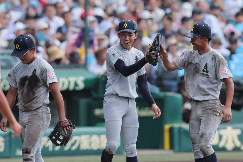 TAKさま専用　青森山田高校野球部ユニフォーム上下　公式戦用 20260808144906239dcc.jpg