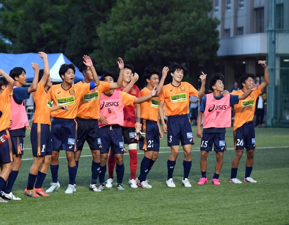 高校サッカー】藤枝明誠がリーグ再開戦で白星 DF乙黒太希V弾