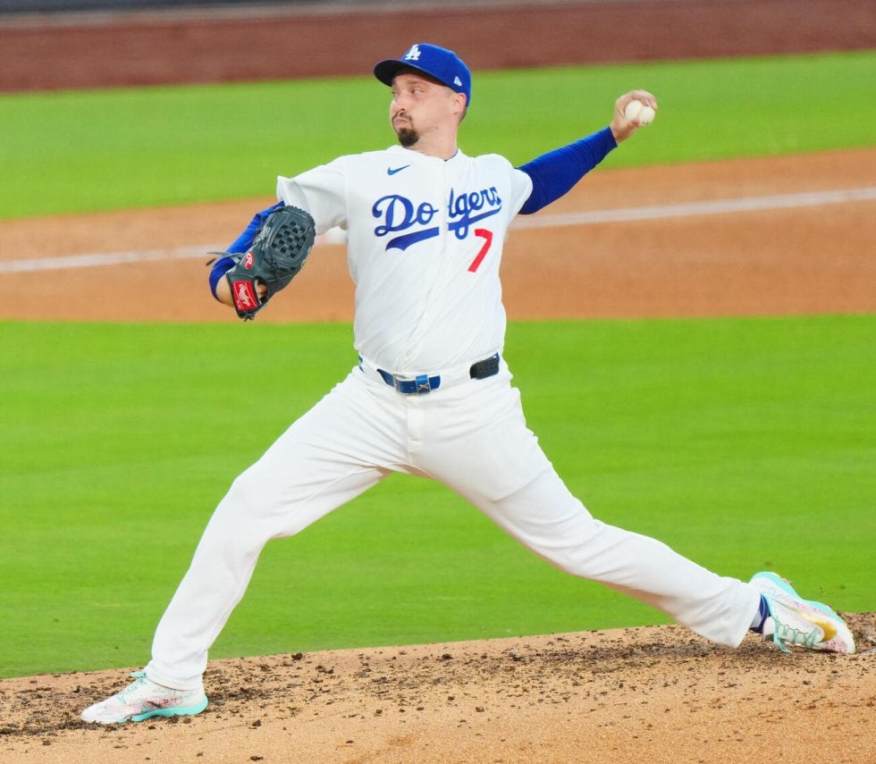ロバーツ監督が明かすドジャースの戦略：スネルへの配慮と大谷の打順変更