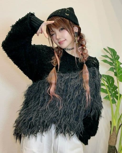 「掃除でもしようかな」田中れいな、ギャルファッションで掃除？！投稿が話題に！