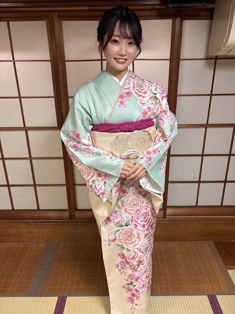 「可愛すぎです〜」美人女優の着物姿にファンから絶賛の声が続出！