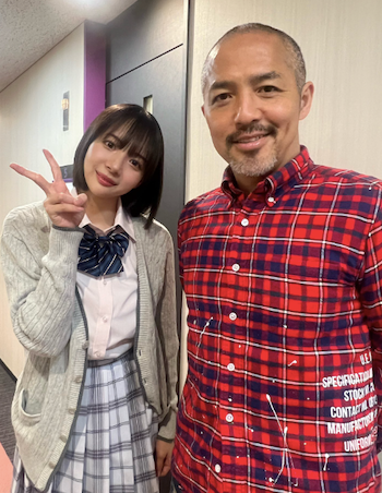 「意外な組み合わせ」岡田紗佳が小野伸二との2ショット公開