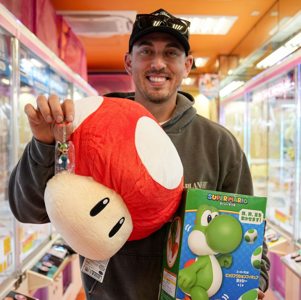 ドジャースのあの選手、日本のUFOキャッチャーで大量GETか!?