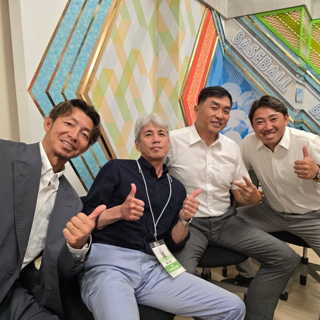 元プロ野球選手・山本昌、本日の解説陣の方々との集合写真を公開！