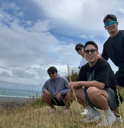 大自然の中でリフレッシュ 」ロッテ安田尚憲 ニュージーランドでの姿を公開