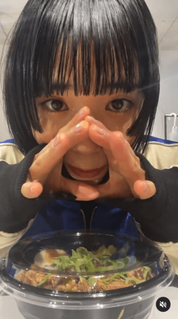 元BiSHのアユニ・D「台湾伝統メシ」を食べる姿が可愛すぎる！