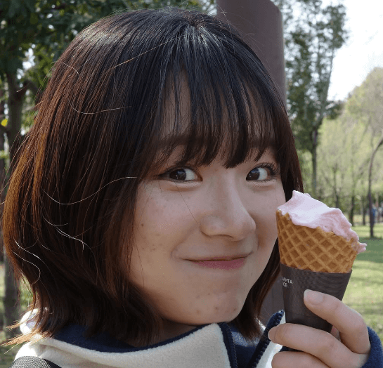 「いつも可愛いです」女子プロボクサー・鈴木なな子、桜と共に見せた”桜・ソフトクリームショット”にファンうっとり「めちゃ可愛い」