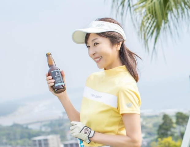 かとうれいこ、“絶景ゴルフ”で至福のひととき！変わらぬ美貌に絶賛の嵐