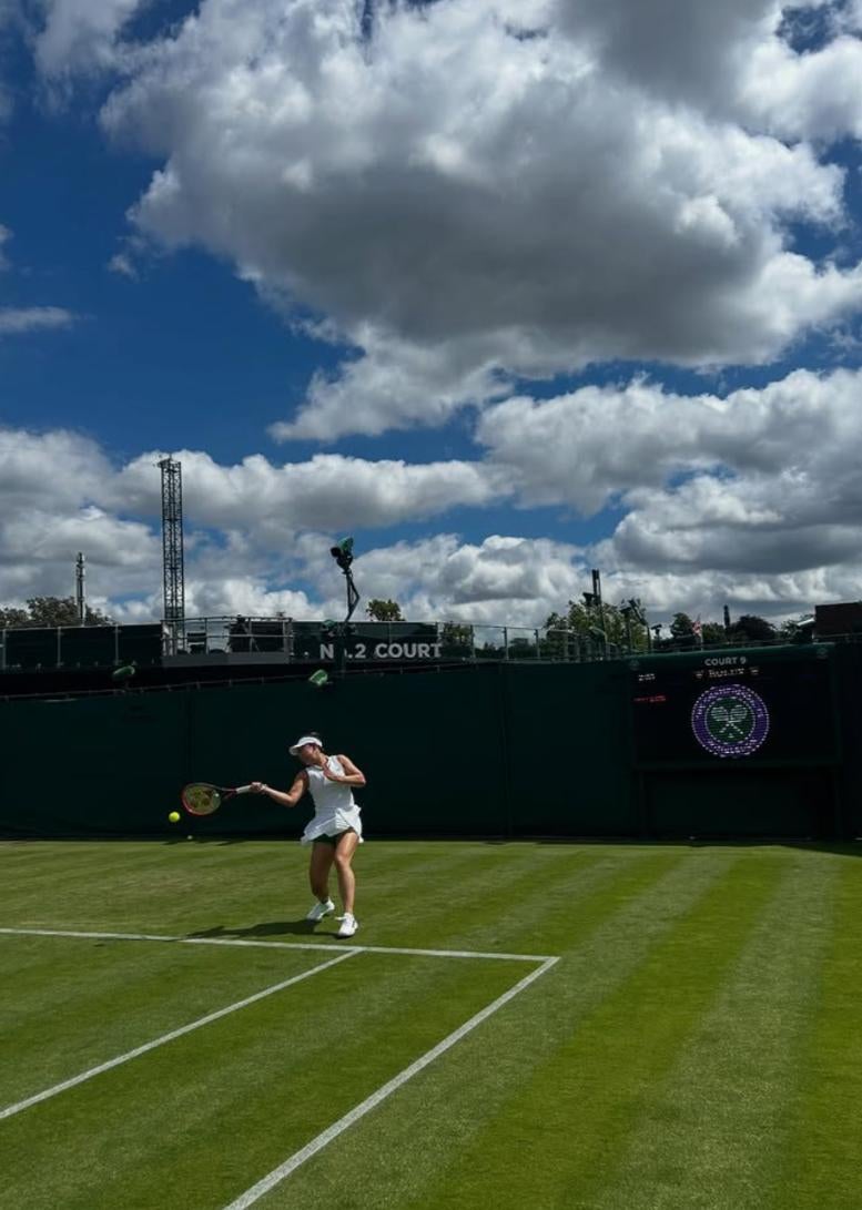 女子テニス・穂積絵莉、ウィンブルドンでホワイトウェア披露「気分が上がりました」
