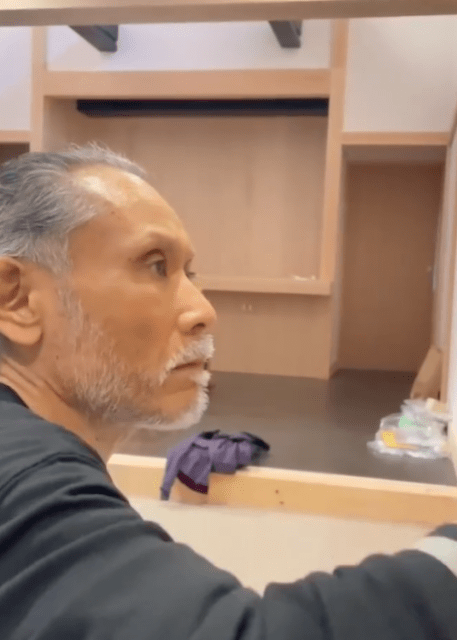 「優しい笑顔、素敵ですね！」片岡鶴太郎、壁画『お福さん』制作ムービー公開！