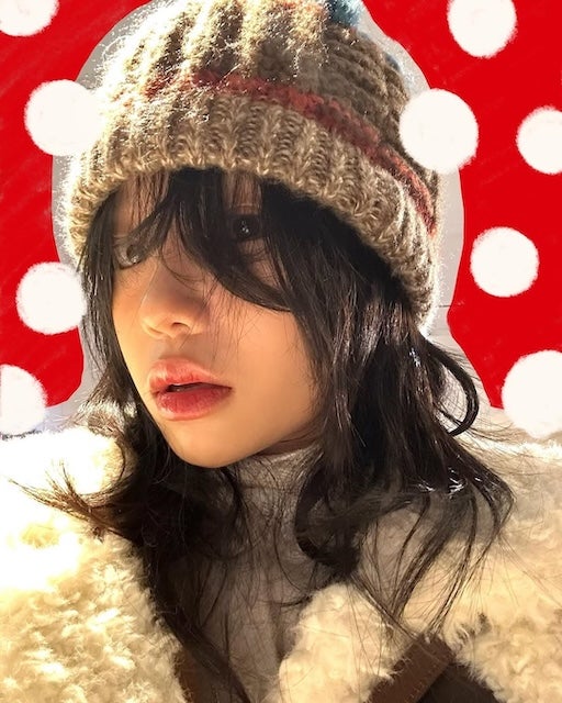 イカゲーム女優が激かわ自撮りショットを投稿！写真にはあのインフルエンサー役の姿も？