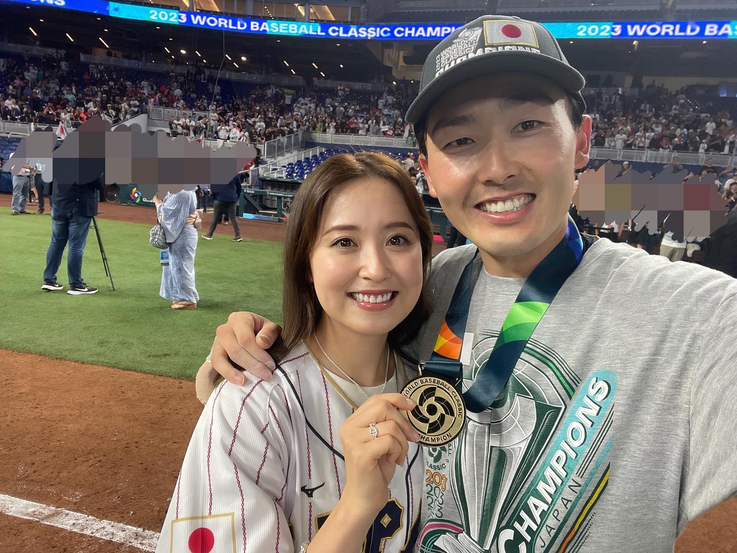 金メダルより顔が小さい⁉️🥇衛藤美彩と源田壮亮のツーショットが公開👀💖