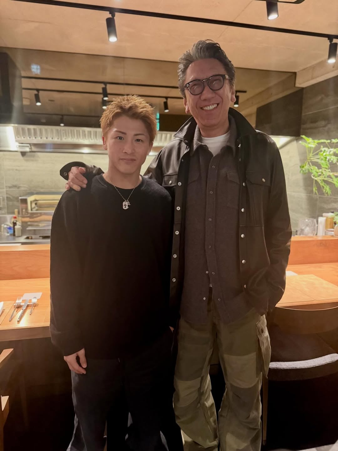 世界王者への最大級リスペクト…布袋寅泰、井上尚弥との2ショット公開