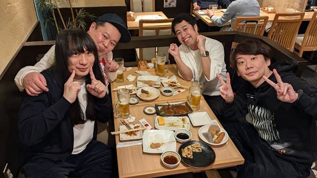 「全部嬉しい」ネコニスズ”赤ちゃん”と芸人たちの優しさ満載ショットにファンほっっこり