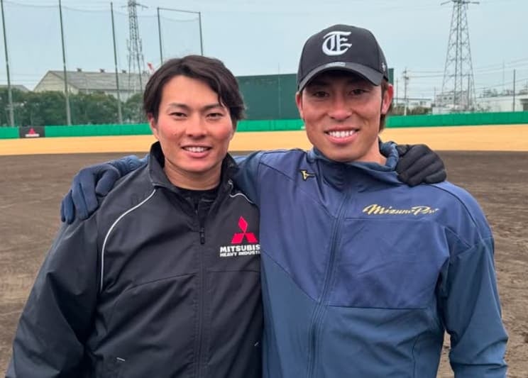 元阪神・江越大賀　社会人野球チームの臨時コーチに就任！「知ってる人が居たので写真撮りました笑」