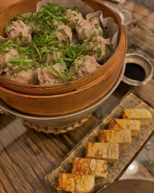 高田秋、自宅料理教室で腕前披露！手作りシュウマイ＆だし巻き卵に感動