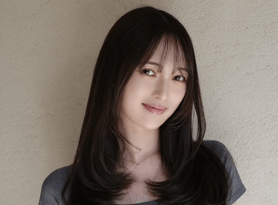 「美しすぎる」人気モデル、ニューヘアカラーのお披露目！美ショットにファン見とれてしまう「あまりにも美しすぎるし可愛すぎて」