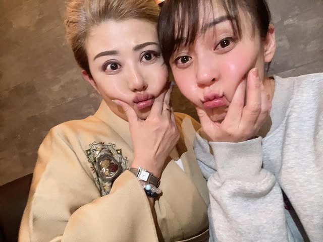 「いつかの酔っ払い」酒豪女優・佐藤仁美、ほろ酔いならぬ