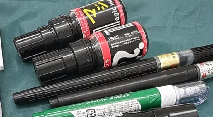 バカリズム、「バカリさんおえかきグッズ」を大公開？！