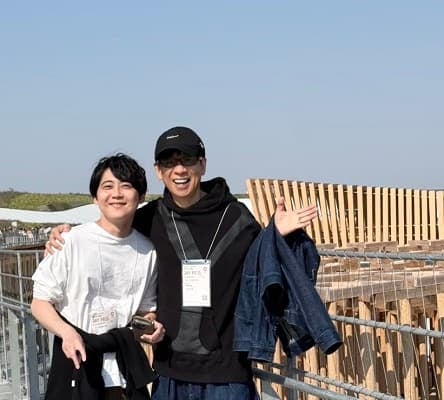 「満喫してますね」山寺宏一と梶裕貴の仲良しデートショットにファンから羨望の眼差し！