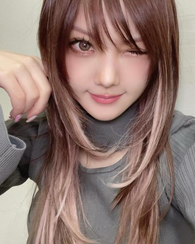 「超絶可愛いやん！💕💕💕」元モー娘。の田中れいなの新髪色が似合いすぎと話題に✨