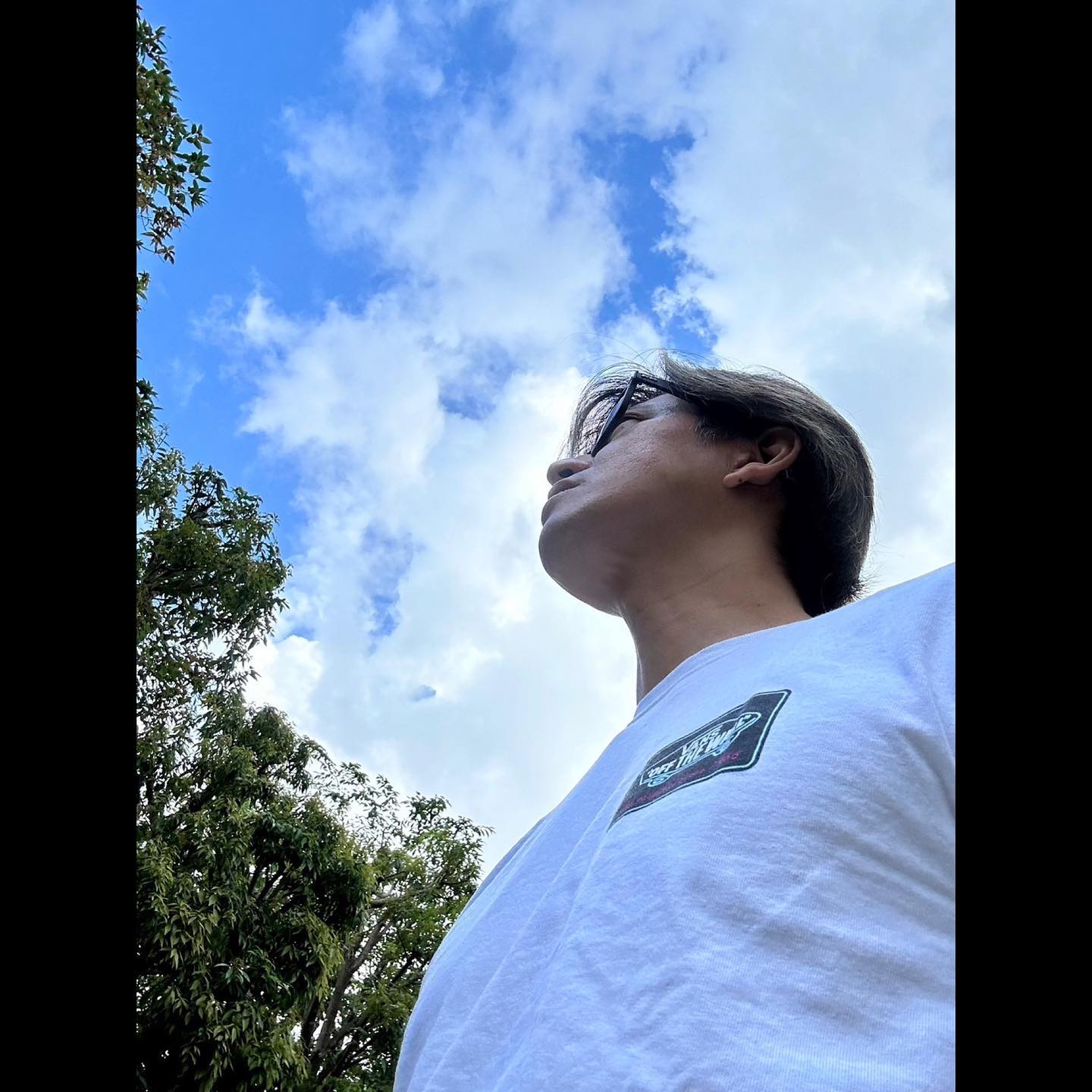 木村拓哉　各地の台風の影響を心配しつつ青空をバックに台風一過を報告☀️　