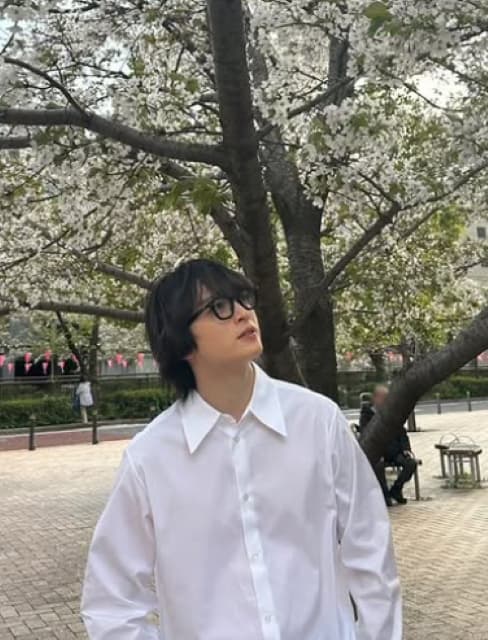 花見しているだけでカッコイイって何！？玉森裕太の最新ショットが「綺麗」と話題に！