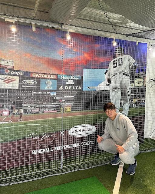 “村神様”村上宗隆がAUTO GREEN と新契約！