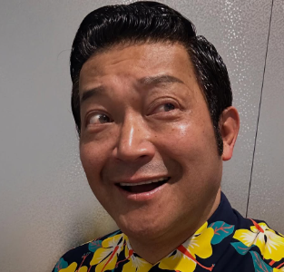 山口智充、アロハシャツ愛を語る！「第一ボタンまで留める派です」