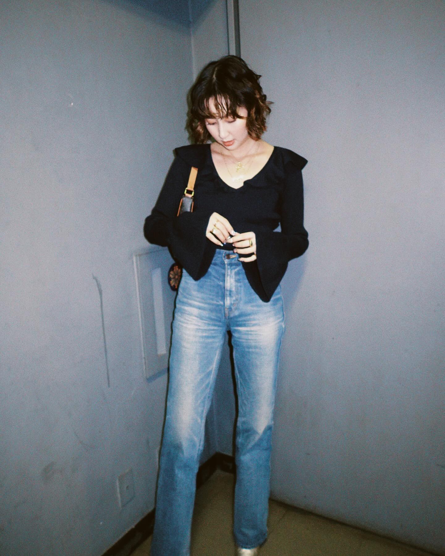 「足長すぎる...」河北麻友子がスタイル抜群の最新ショットを公開💖