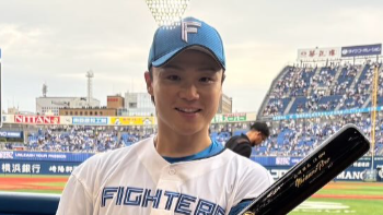 山﨑福也、投打で魅せる！交流戦での大活躍にファン熱狂「二刀流目指して！」