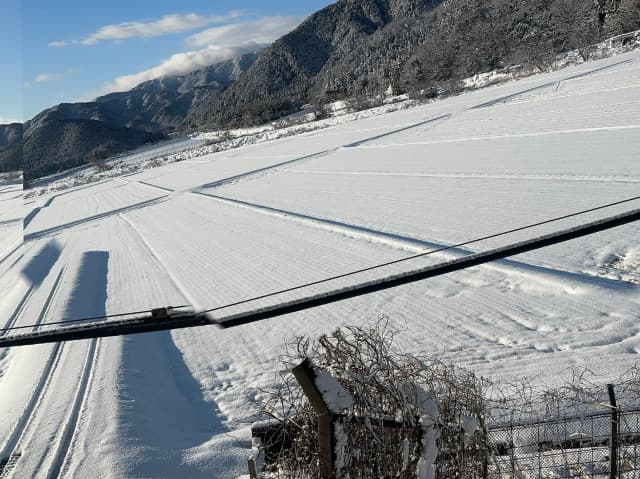 元プロ野球選手の中村紀洋、新幹線移動にて素敵な『雪化粧ショット』を披露